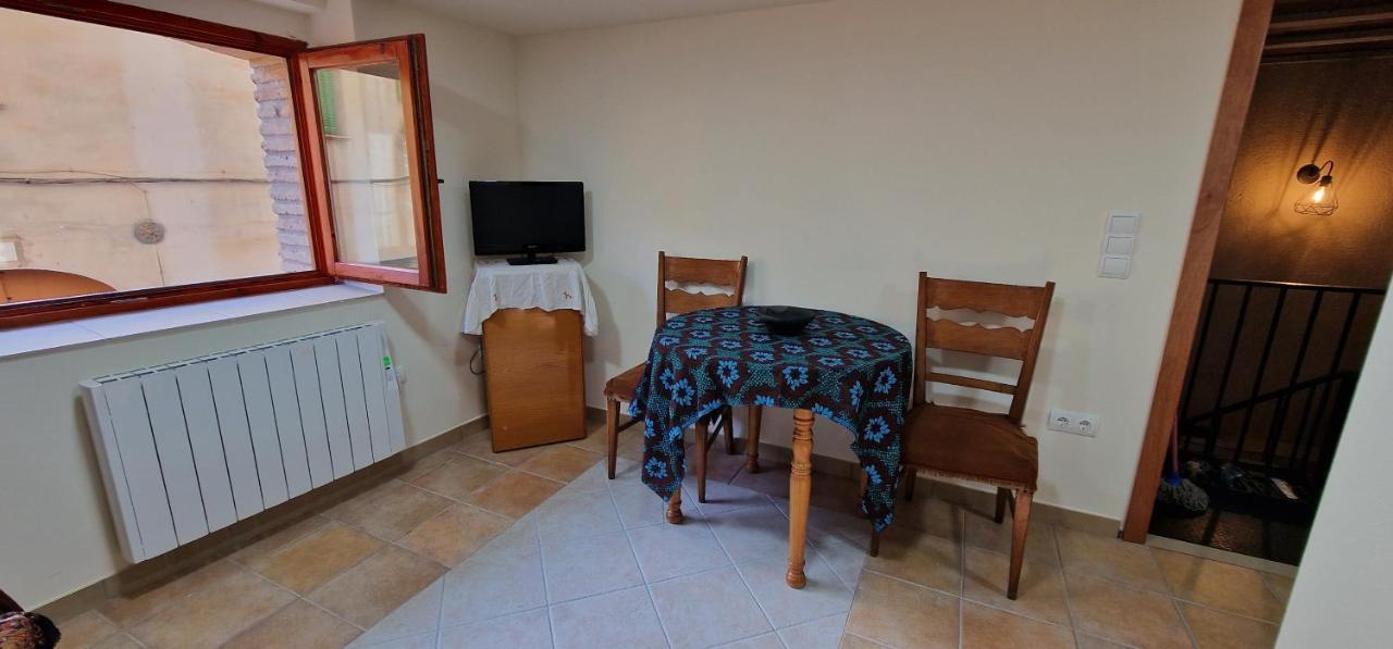 El Cau De Cal Viola Appartement Torroja Buitenkant foto